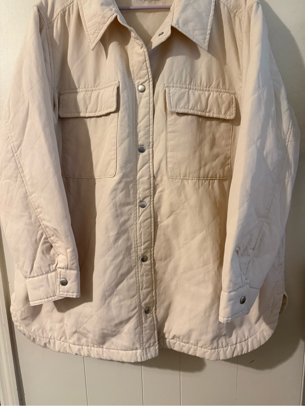 Old Navy Women’s Cream Quilted Utility Shacket NWT, Size XL - Picture 3 of 8